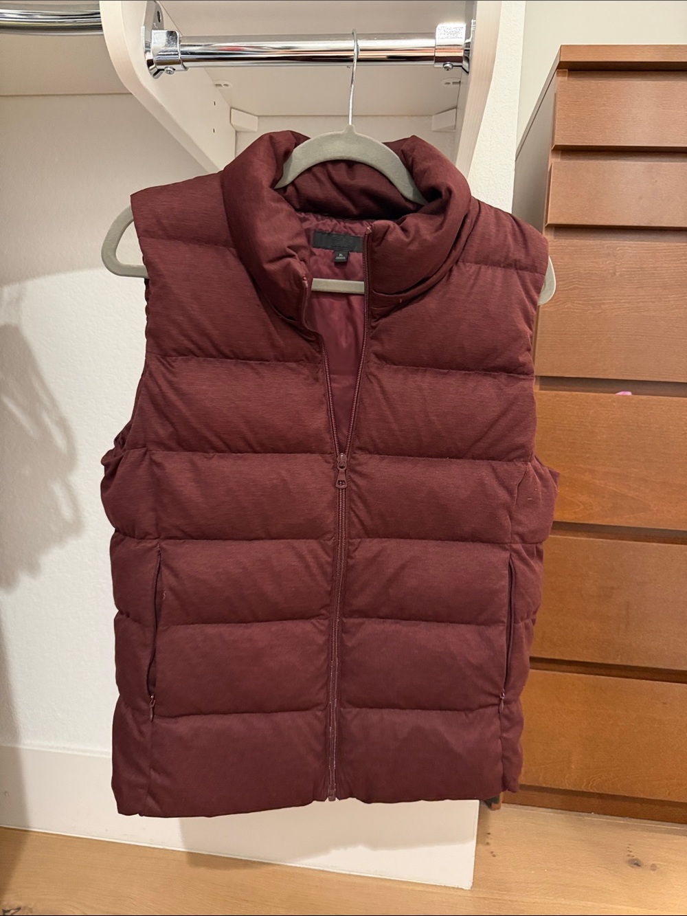 Uniqlo Women's Puffer Vest in Deep Burgundy